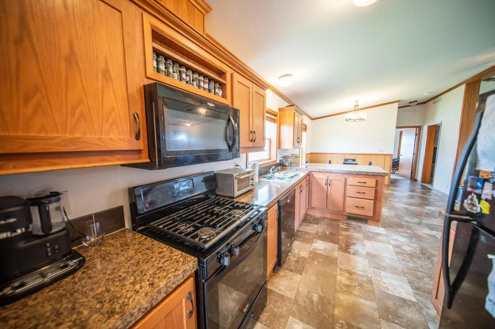 2009 Osprey Pl NW Stewartville, MN 55976