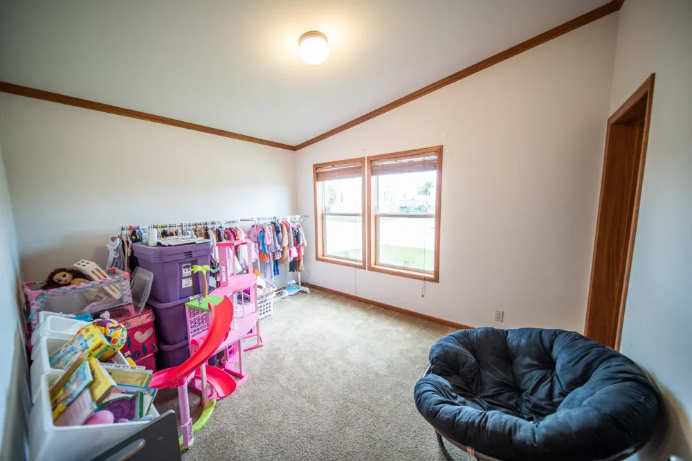 2009 Osprey Pl NW Stewartville, MN 55976