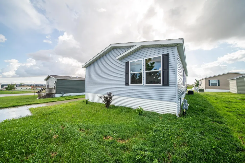 2009 Osprey Pl NW Stewartville, MN 55976