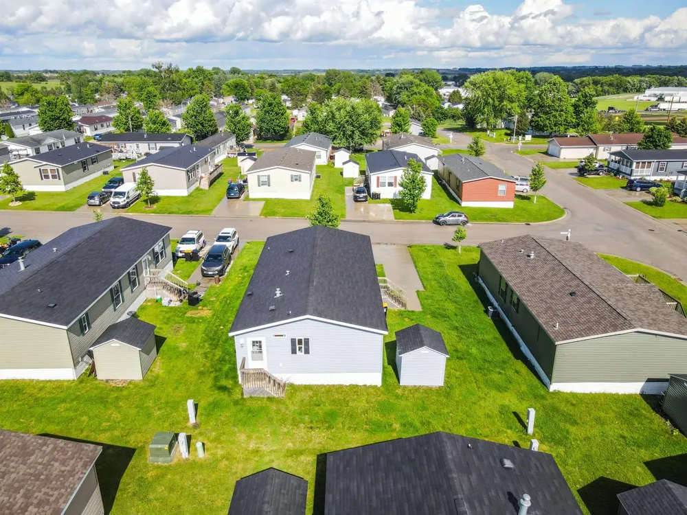 2009 Osprey Pl NW Stewartville, MN 55976