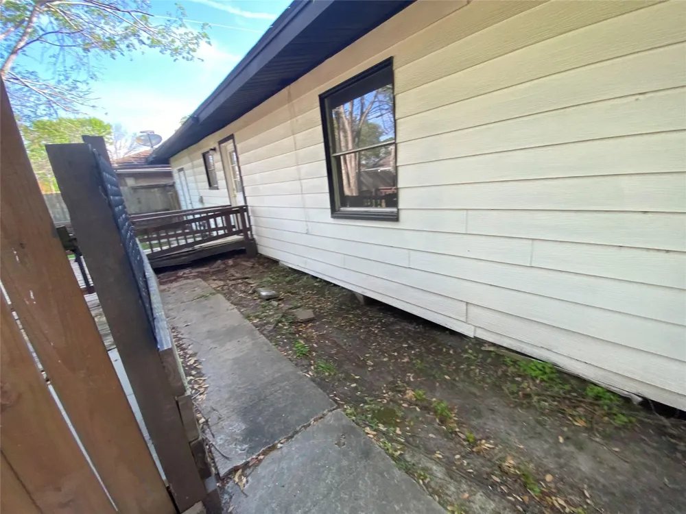 822 Harvard Street Deer Park, TX 77536