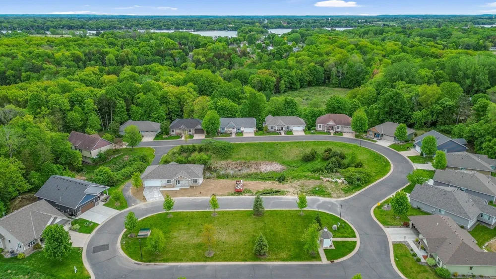 31066 Magnolia Ridge Way Lindstrom, MN 55045