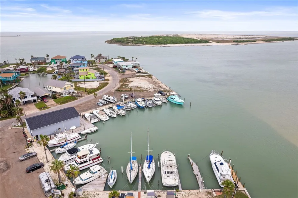 93 Bayshore Drive Ingleside on the Bay, TX 78362