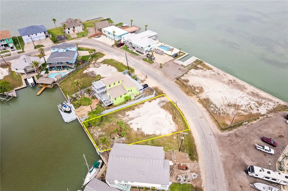 93 Bayshore Drive Ingleside on the Bay, TX 78362