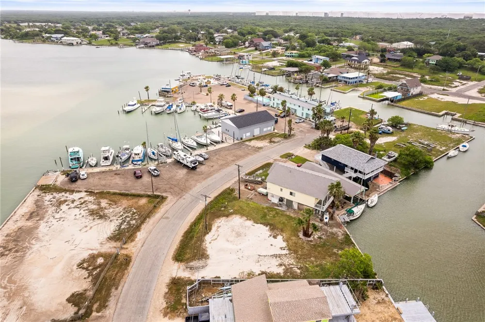 93 Bayshore Drive Ingleside on the Bay, TX 78362