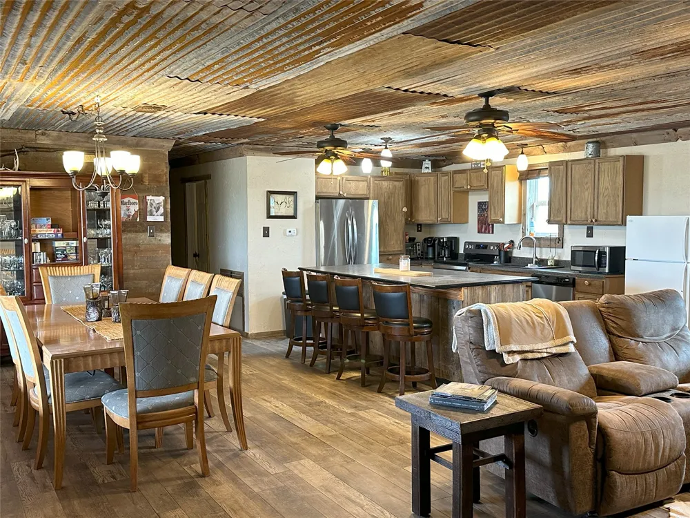 906 CR 235 Aspermont, TX 79502