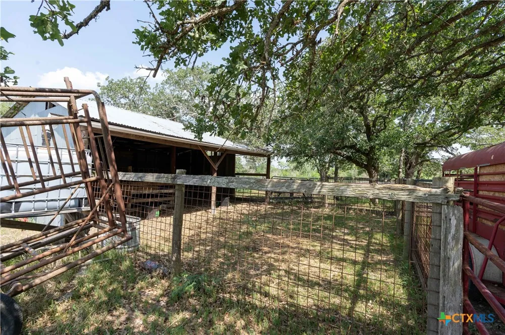 Gravel Pit Road Seguin, TX 78155