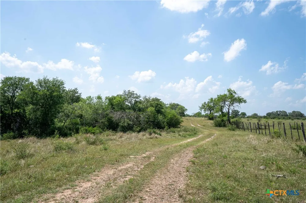 Gravel Pit Road Seguin, TX 78155