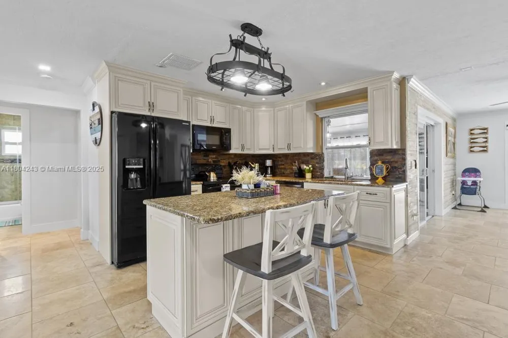 5287 Tiffany Ct Cape Coral, FL 33904