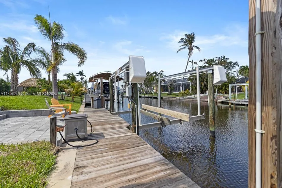 5287 Tiffany Ct Cape Coral, FL 33904