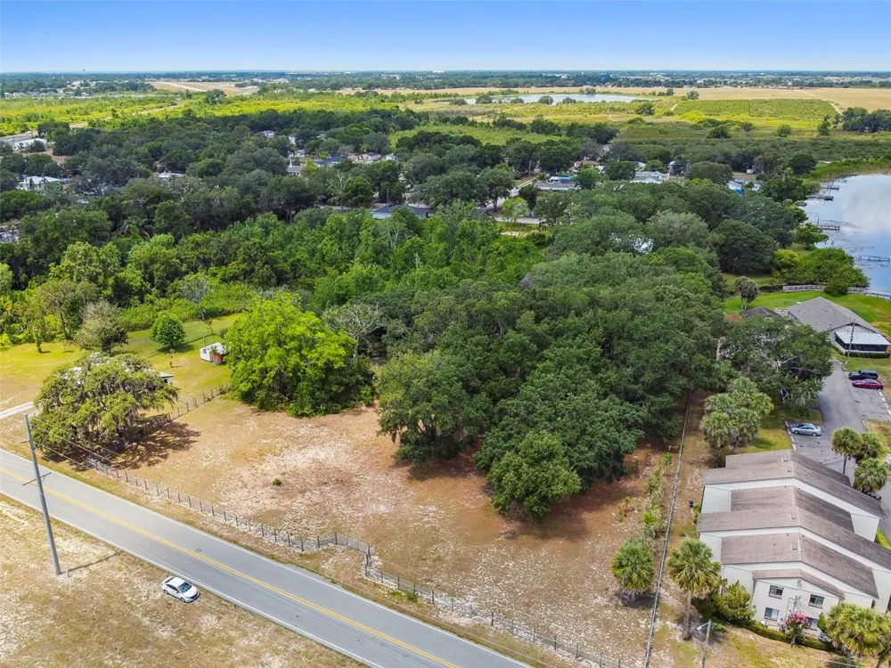 1080 S BUENA VISTA DRIVE Lake Alfred, FL 33850