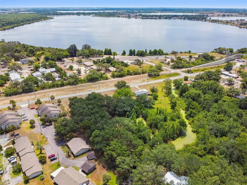 1080 S BUENA VISTA DRIVE Lake Alfred, FL 33850
