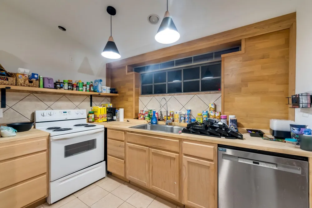 1393 Hwy 7 E Centerville, TX 75833