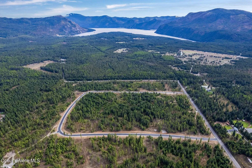 Lot 16 Blk 1 Leonard Loop Athol, ID 83801