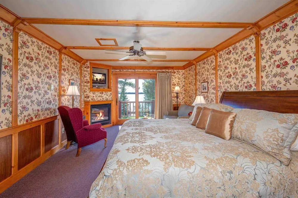 89405 Jack Pine Road Cornucopia, WI 54827