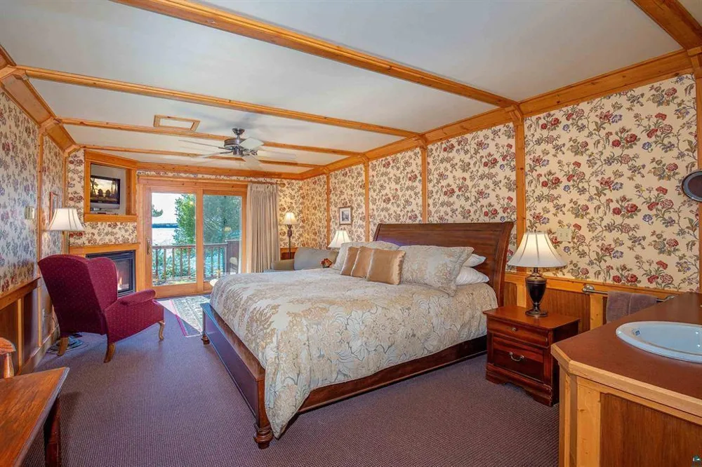 89405 Jack Pine Road Cornucopia, WI 54827