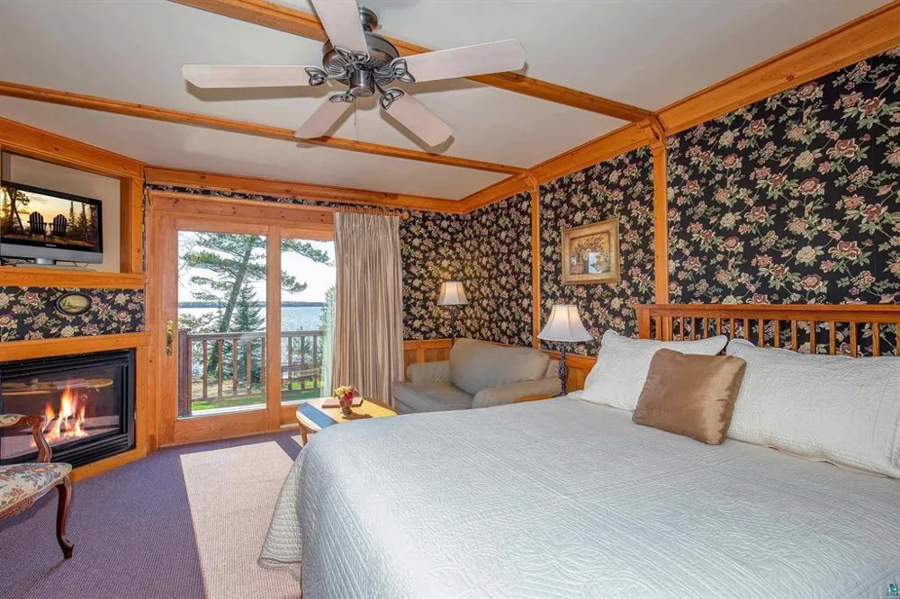 89405 Jack Pine Road Cornucopia, WI 54827