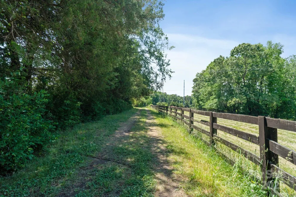 21121 Shearer Road #2 & 3 Davidson, NC 28036