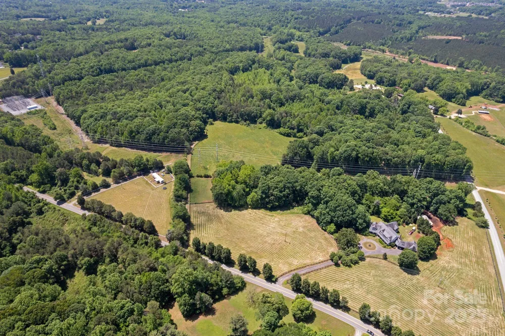 21121 Shearer Road #2 & 3 Davidson, NC 28036