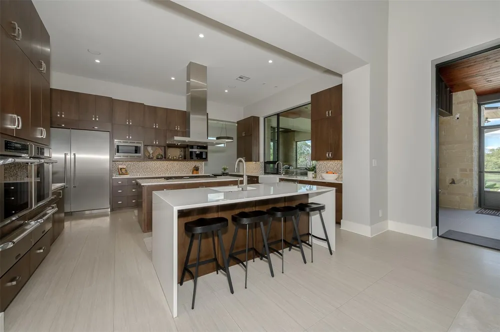 3320 Sycamore Trail Bryan, TX 77807