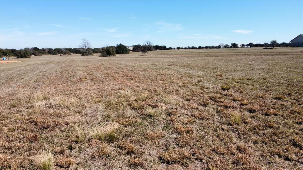 8412 Hillboldt Road Cat Spring, TX 78933