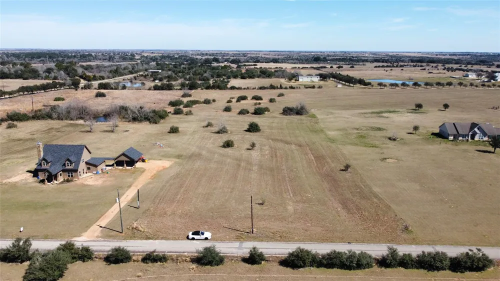 8412 Hillboldt Road Cat Spring, TX 78933