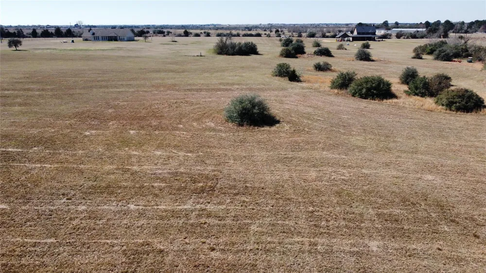 8412 Hillboldt Road Cat Spring, TX 78933