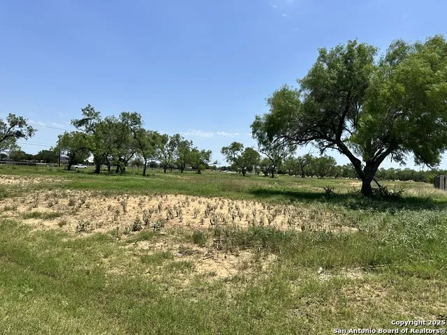00 Las Palomas Track 2 Lytle, TX 78052