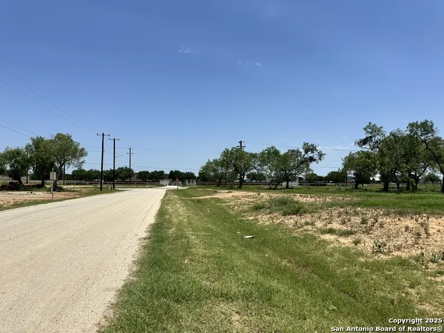 00 Las Palomas Track 2 Lytle, TX 78052