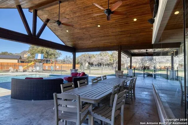 67 Stepping Stone Concan, TX 78838