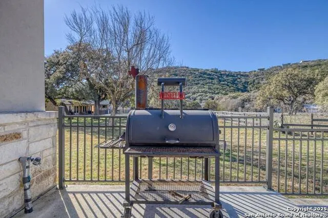 67 Stepping Stone Concan, TX 78838