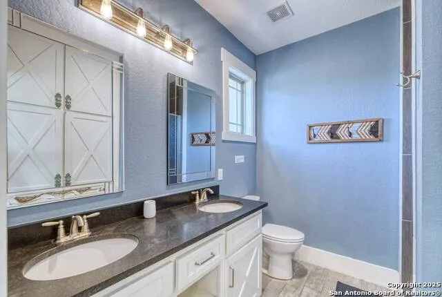67 Stepping Stone Concan, TX 78838