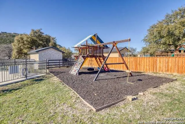 67 Stepping Stone Concan, TX 78838