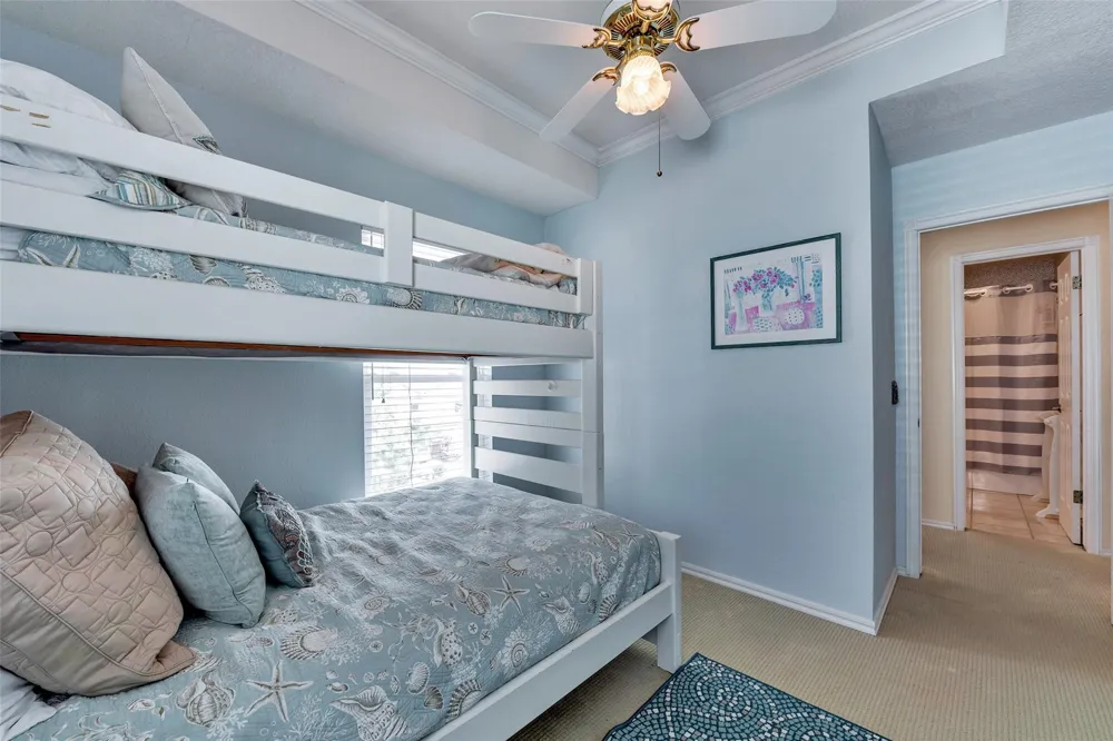 247 Isles End Road Tiki Island, TX 77554