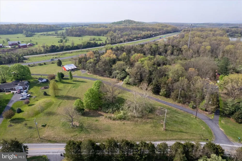 680 BARLOW-GREENMOUNT ROAD Gettysburg, PA 17325