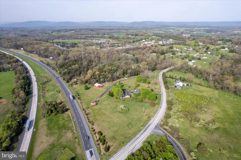 680 BARLOW-GREENMOUNT ROAD Gettysburg, PA 17325