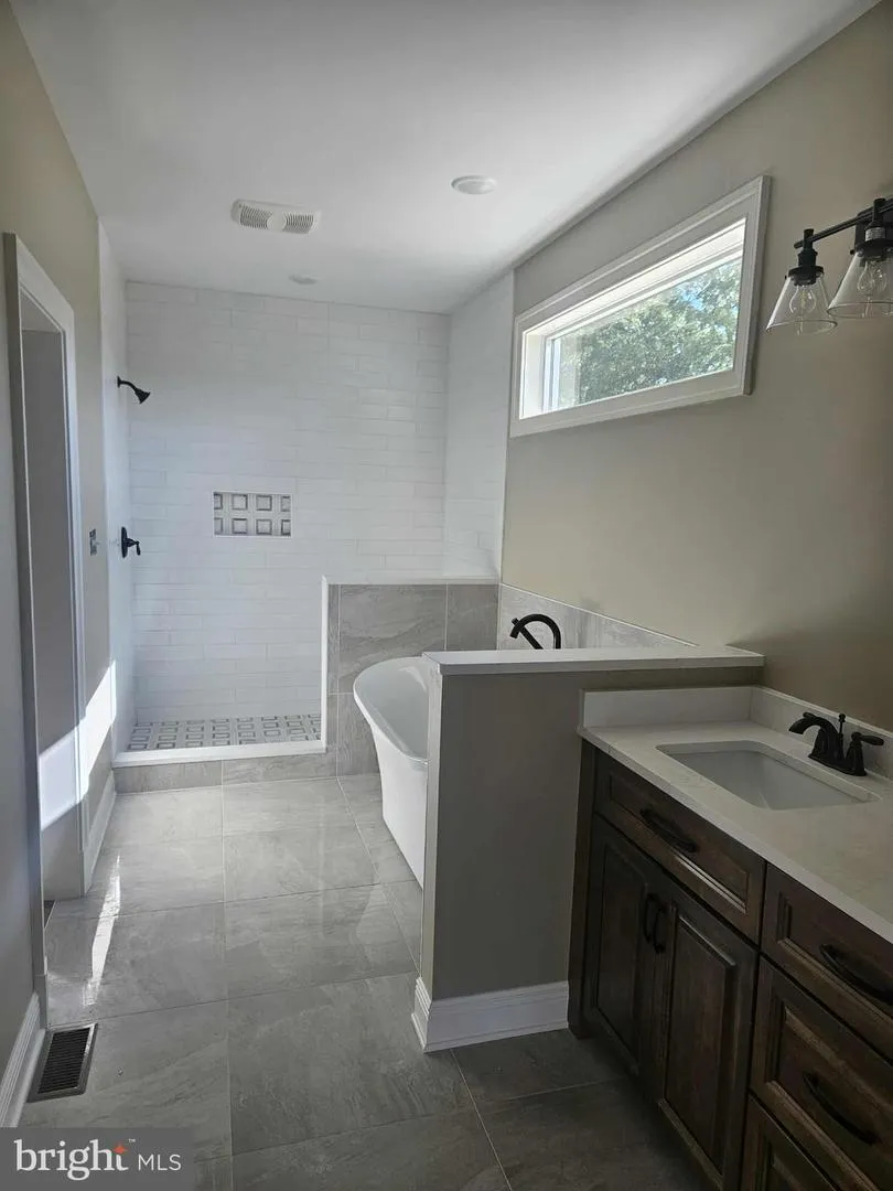 265 HAVENTREE TERRACE Falling Waters, WV 25419