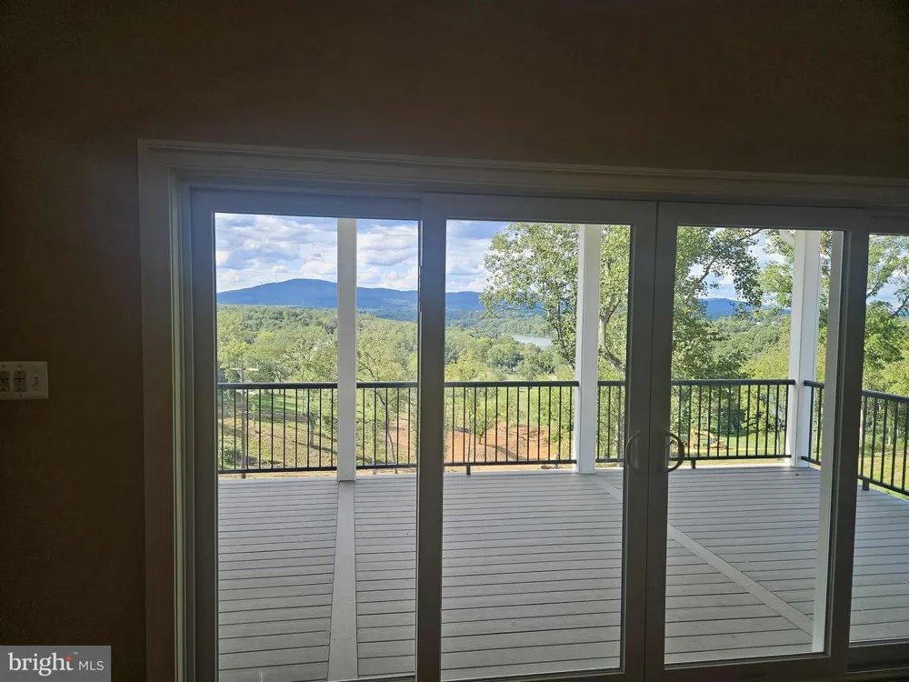 265 HAVENTREE TERRACE Falling Waters, WV 25419