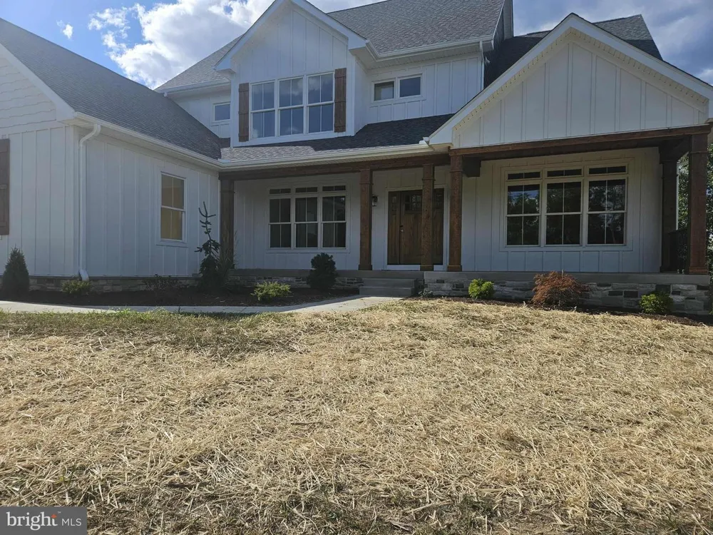 265 HAVENTREE TERRACE Falling Waters, WV 25419