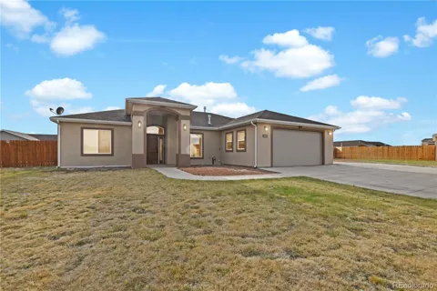 2606 Iris Court