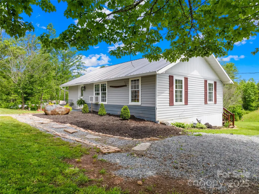 16 Julep Drive Alexander, NC 28701