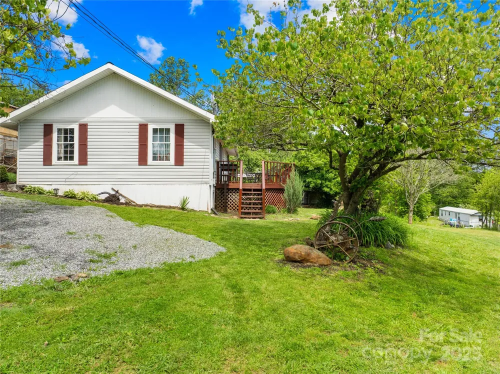 16 Julep Drive Alexander, NC 28701