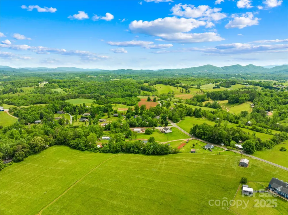 16 Julep Drive Alexander, NC 28701