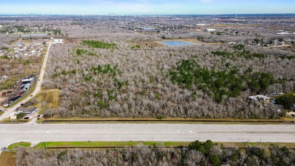Highway 6 Iowa Colony, TX 77583