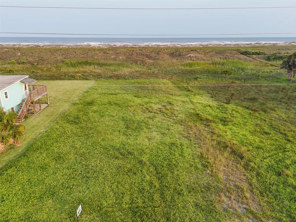 Beachfront Drive Matagorda, TX 77457