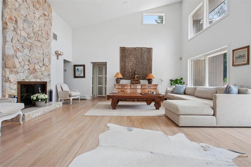 251 Sebonac Road Southampton, NY 11968