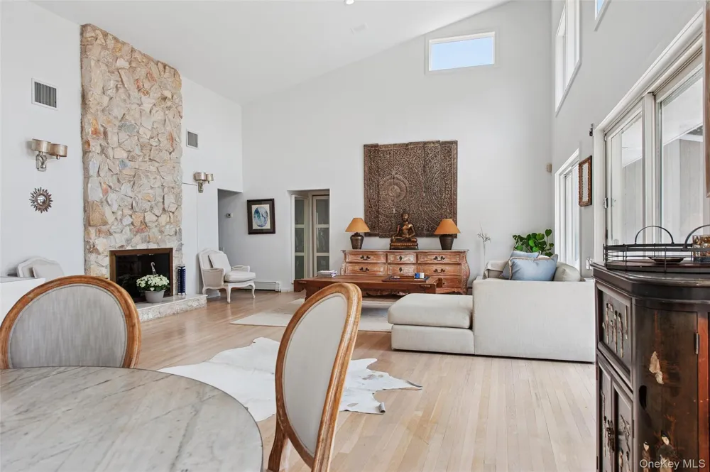 251 Sebonac Road Southampton, NY 11968
