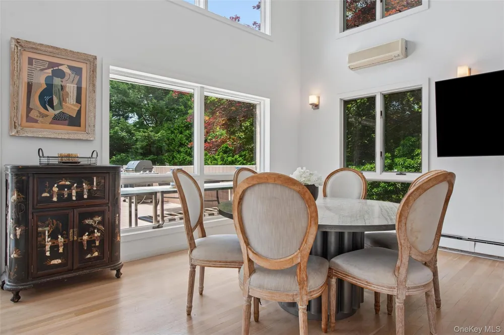251 Sebonac Road Southampton, NY 11968