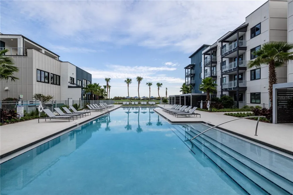 5127 W TYSON AVENUE #TH2 Tampa, FL 33611