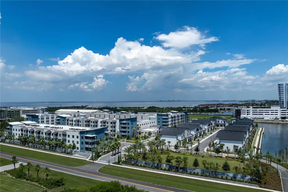 5127 W TYSON AVENUE #TH2 Tampa, FL 33611